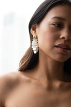 Load image into Gallery viewer, Lulu
