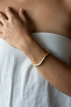 Load image into Gallery viewer, Iaku
