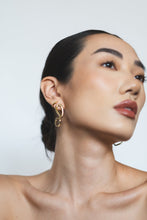 Load image into Gallery viewer, Uwea
